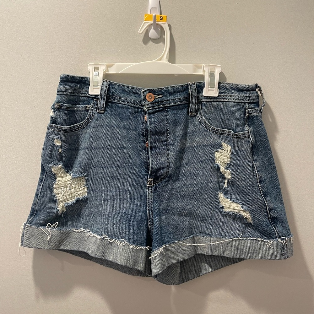 Hollister Jean Shorts, Size 9